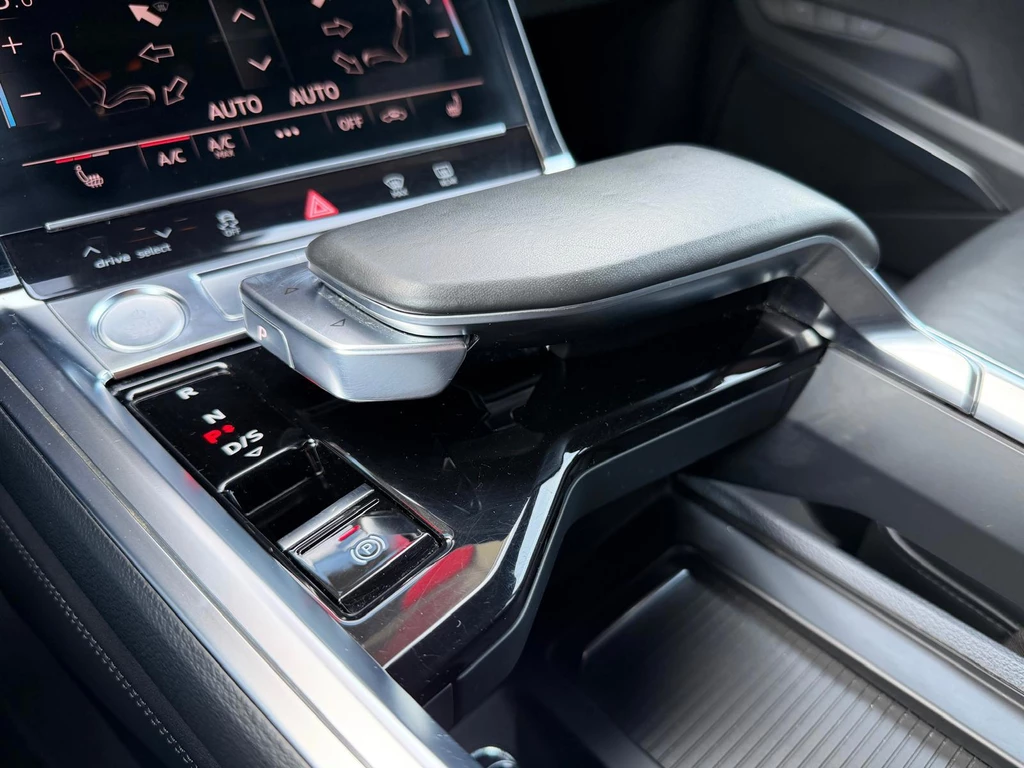 Audi e-tron – foto 20