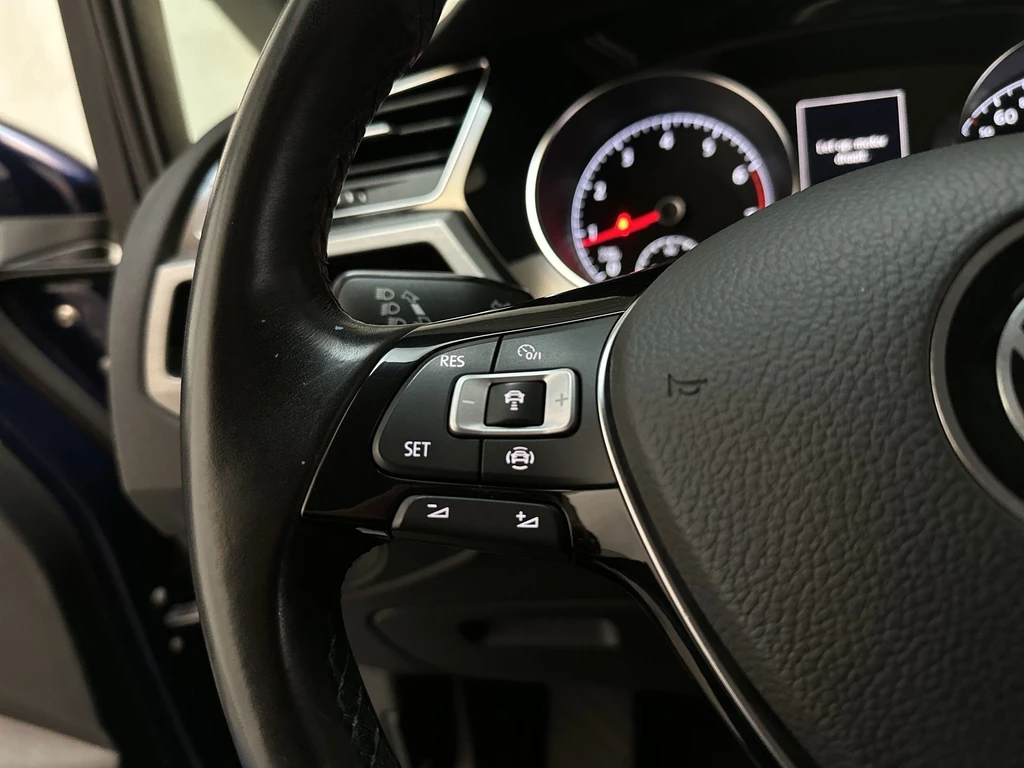 Volkswagen Touran – foto 22