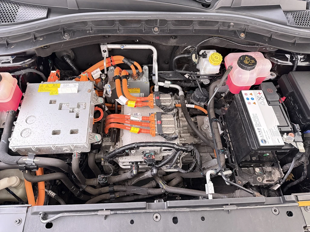 MG ZS EV – foto 42