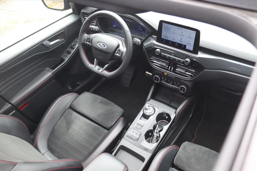 Ford Kuga – foto 17