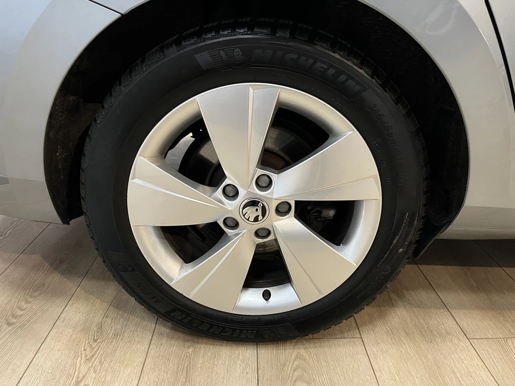 Škoda Superb – foto 48