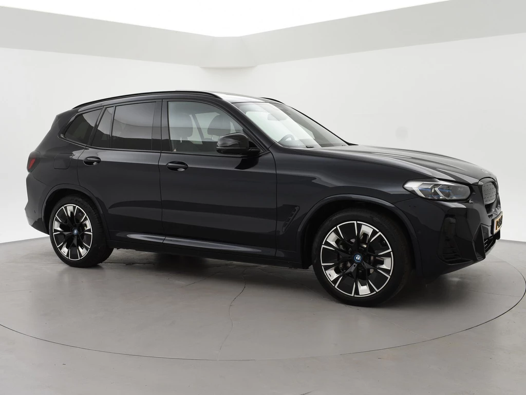BMW iX3 – foto 9