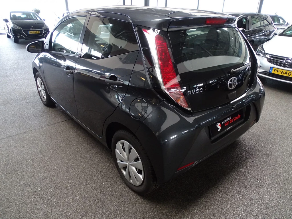 Toyota Aygo – foto 2