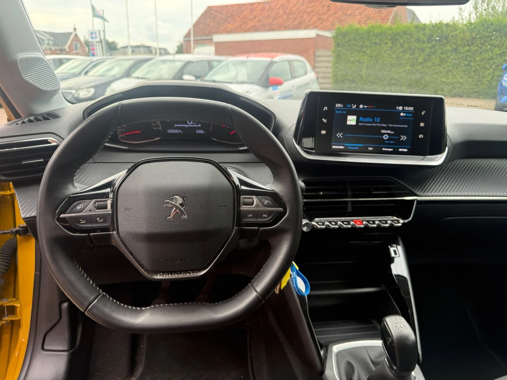 Peugeot 208 – foto 9