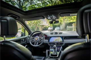 Porsche Cayenne – thumbnail 22