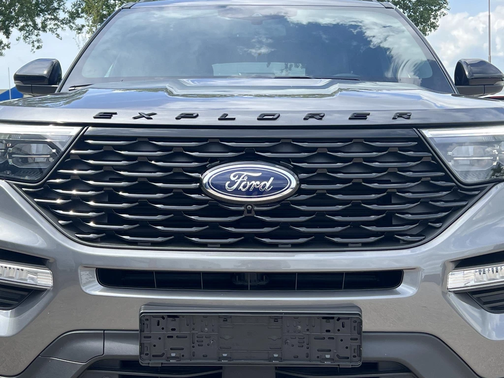 Ford Explorer – foto 9