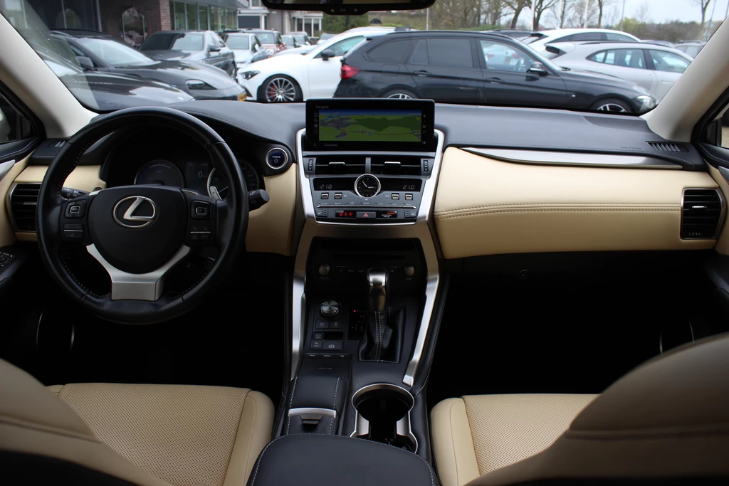 Lexus NX – foto 9