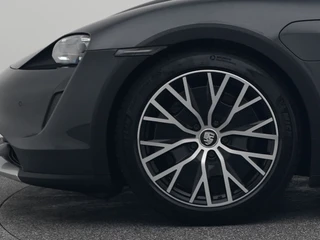 Porsche Taycan – thumbnail 30