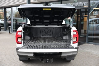 Toyota Hilux – thumbnail 8