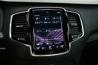 Volvo XC90 – thumbnail 30