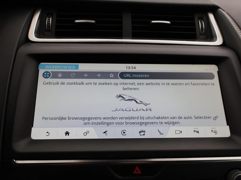 Jaguar E-PACE – foto 41