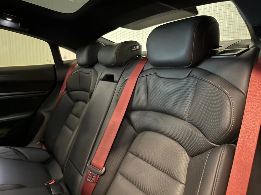 Porsche Taycan – foto 13