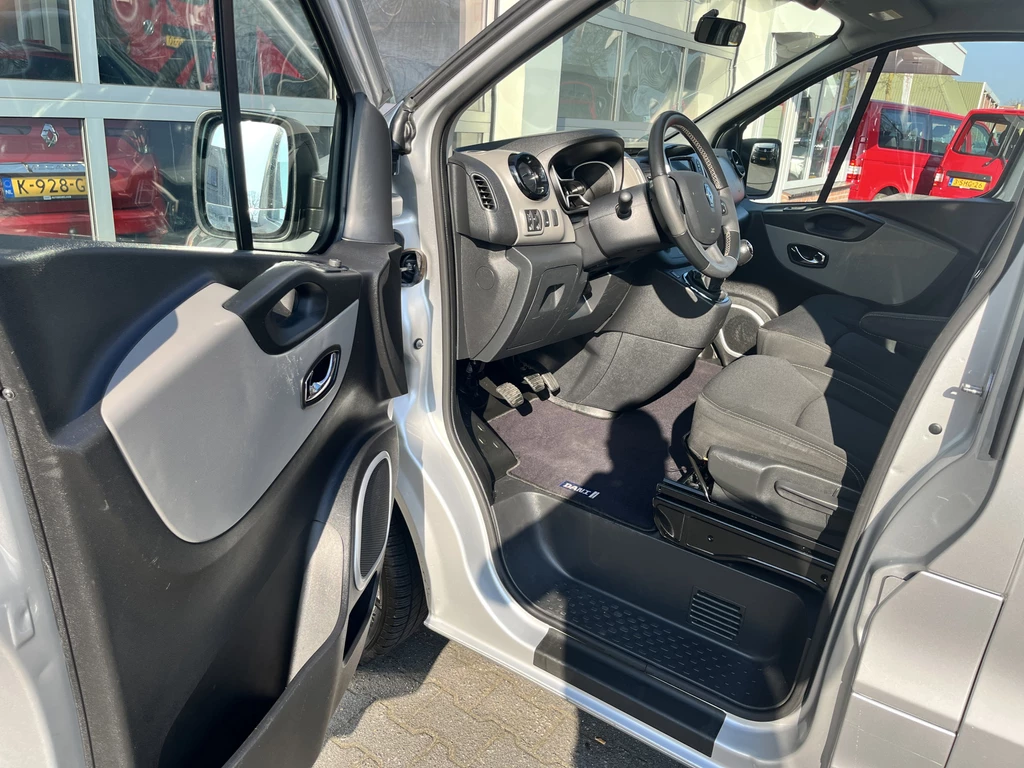 Renault Trafic – foto 24
