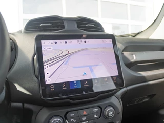 Jeep Renegade – thumbnail 16