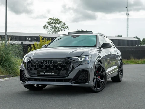 Audi Q8 60 TFSI e quattro S-Line Competition|Panoramadak|Alcantara|Massage|Camera 360°|B&O|Trekhaak|Luchtvering|