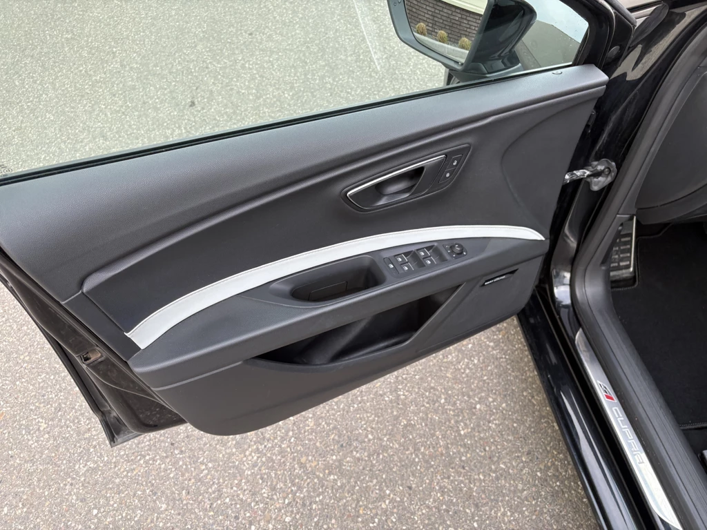 SEAT Leon – foto 13