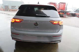 Volkswagen Golf – thumbnail 4