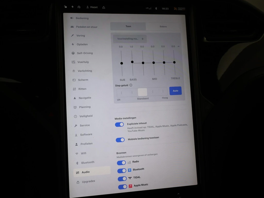 Tesla Model X – foto 42