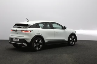 Renault Megane E-Tech – thumbnail 6