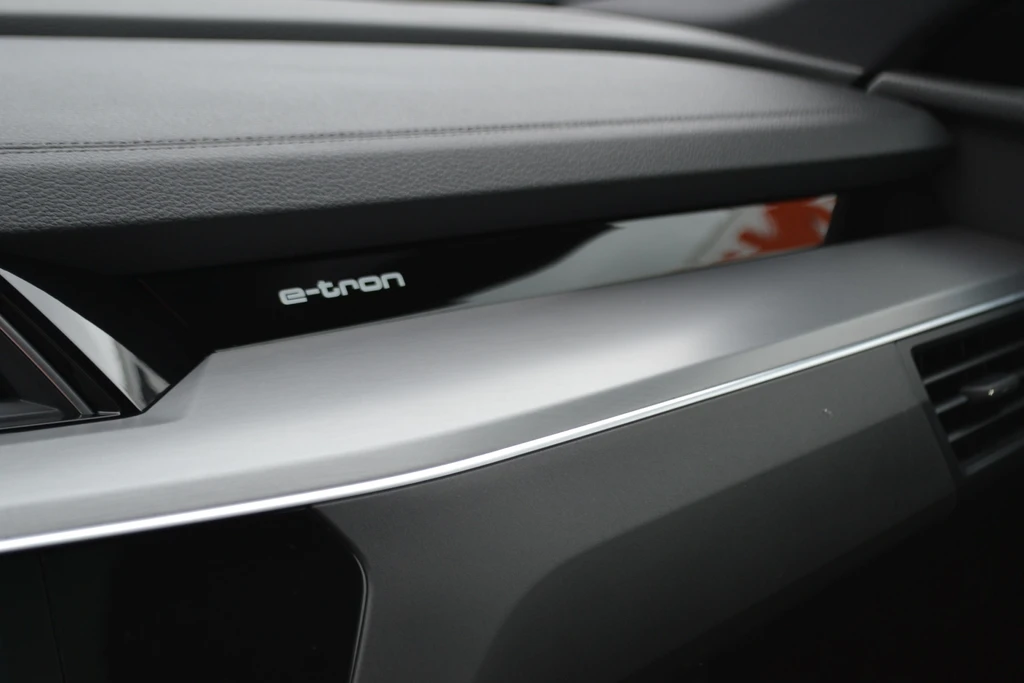 Audi e-tron – foto 30