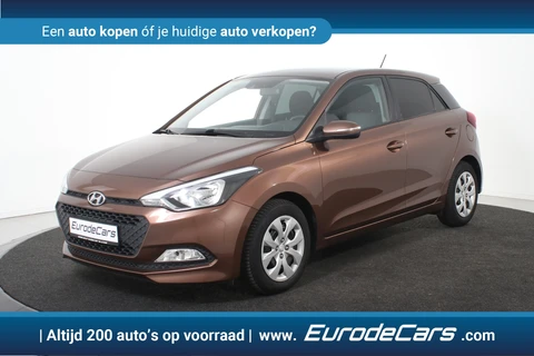 Hyundai i20 1.4i i-Vision Automaat *Navigatie*Camera*Stoelverwarming*