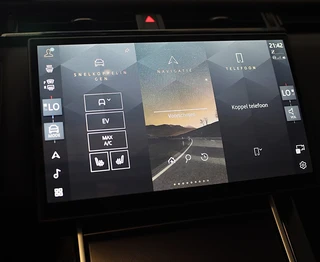 Land Rover Range Rover Velar – thumbnail 25