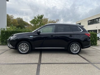 Mitsubishi Outlander – thumbnail 2