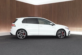 Volkswagen Golf – thumbnail 5