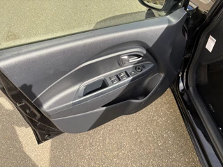 Kia Rio – thumbnail 13