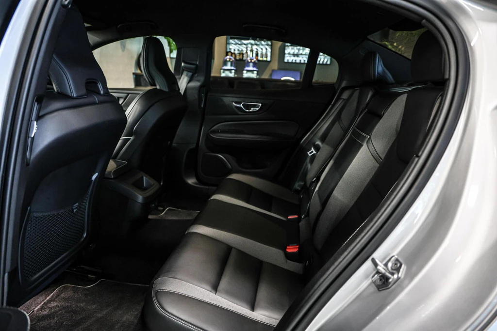 Volvo S60 – foto 14