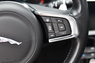 Jaguar XE – thumbnail 28