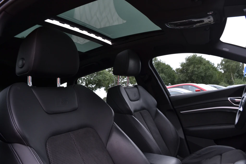 Audi e-tron – foto 14