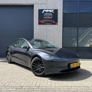 Tesla Model 3 – thumbnail 7