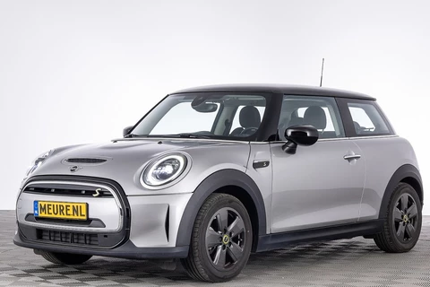 MINI Electric Mini Cooper SE 33 kWh | Sportstoelen | Full LED | NAVI | ECC | SOH: 99% | .