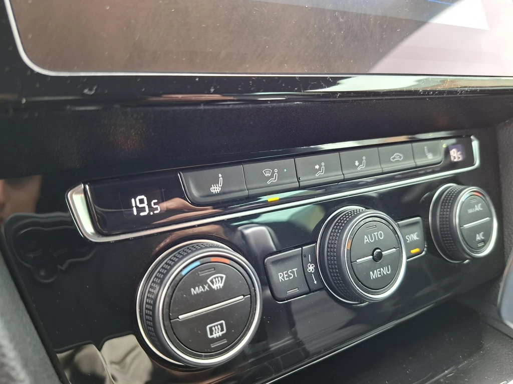 Volkswagen Passat – foto 15