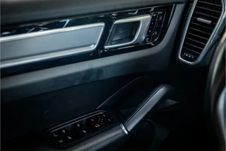 Porsche Cayenne – thumbnail 27