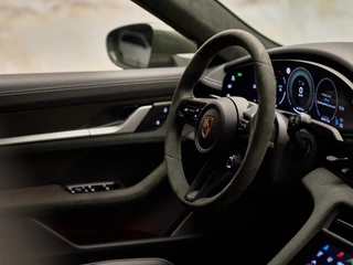 Porsche Taycan – thumbnail 29