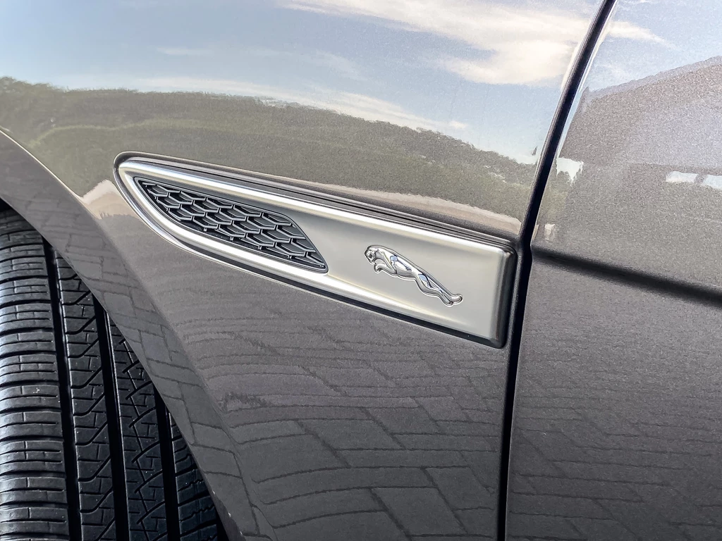 Jaguar F-PACE – foto 42