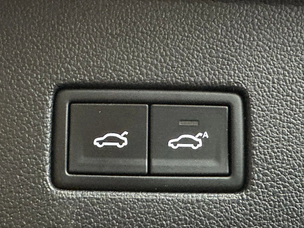 Volkswagen Touareg – foto 24