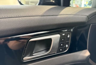 Porsche Panamera – thumbnail 20