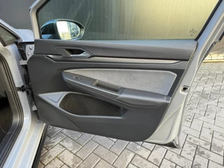Volkswagen Golf – thumbnail 30