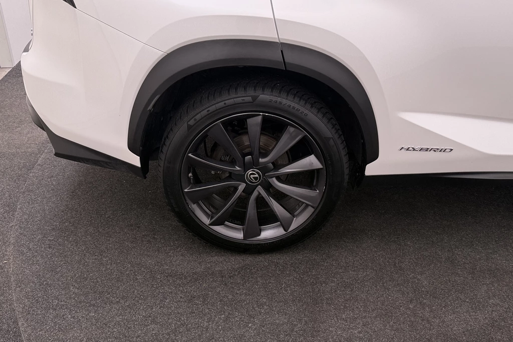 Lexus NX – foto 8