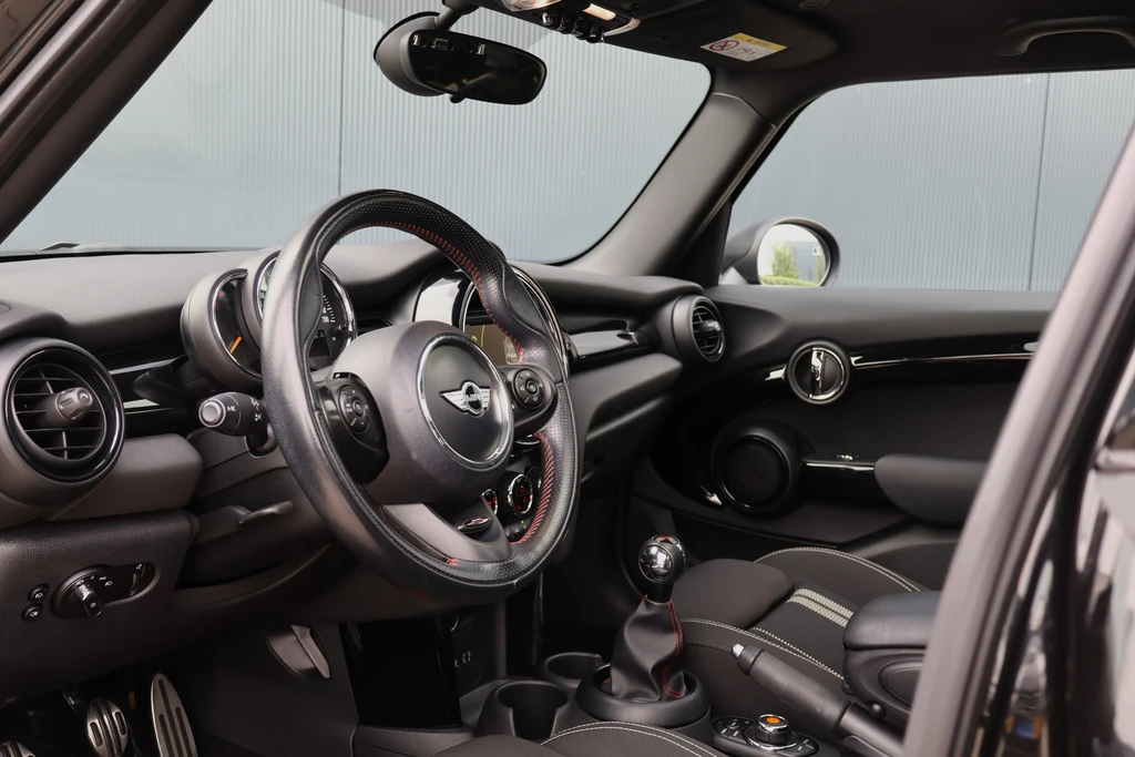 MINI 5-deurs – foto 10