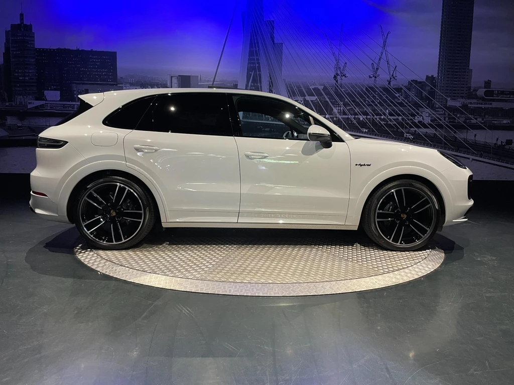 Porsche Cayenne – foto 13