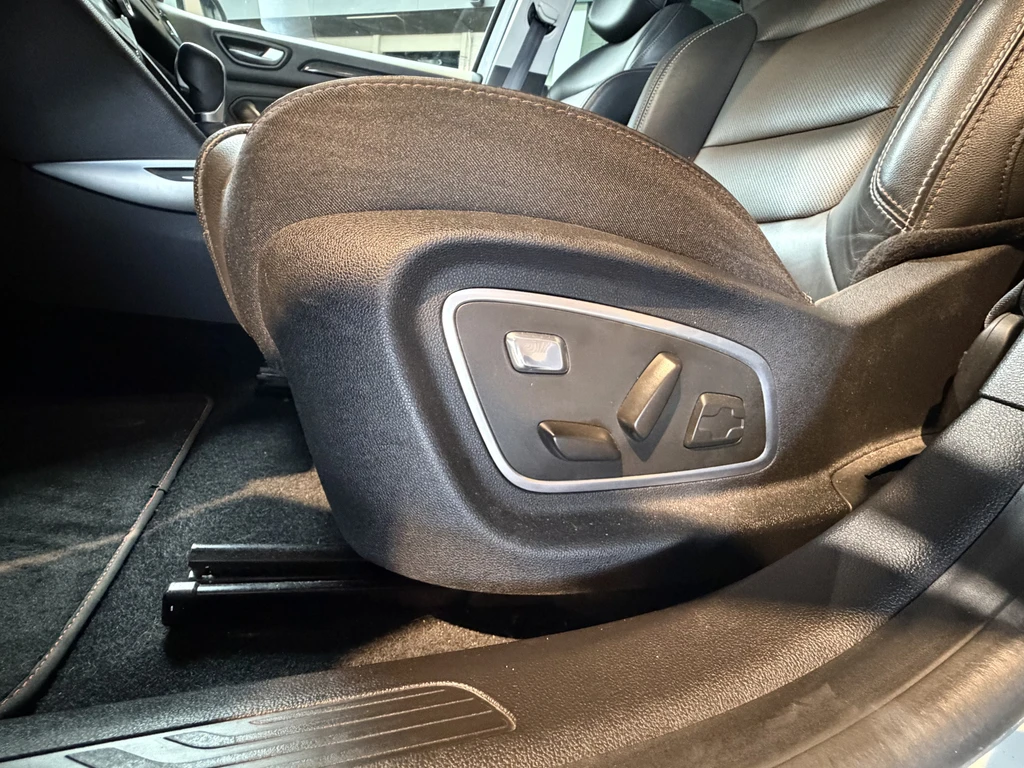 Renault Megane E-Tech – foto 14