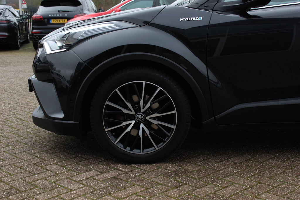 Toyota C-HR – foto 16