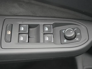 Volkswagen Golf – thumbnail 40