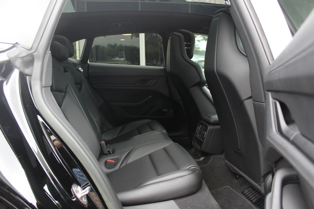 Porsche Taycan – foto 15