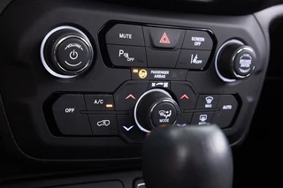 Jeep Renegade – thumbnail 18