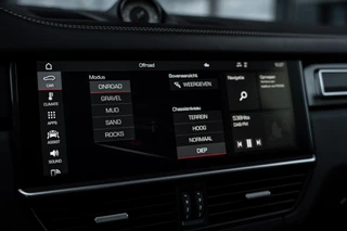 Porsche Cayenne – thumbnail 24